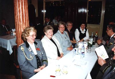 bil01.JPG (24680 Byte)