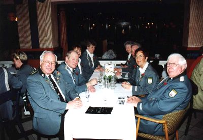 bil03.JPG (24363 Byte)