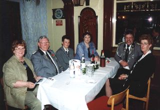 bil05.JPG (17029 Byte)