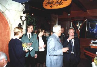 bil06.JPG (17085 Byte)