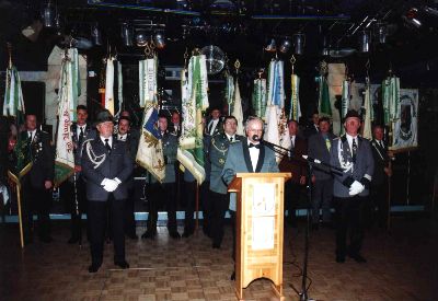 bil12.JPG (27285 Byte)